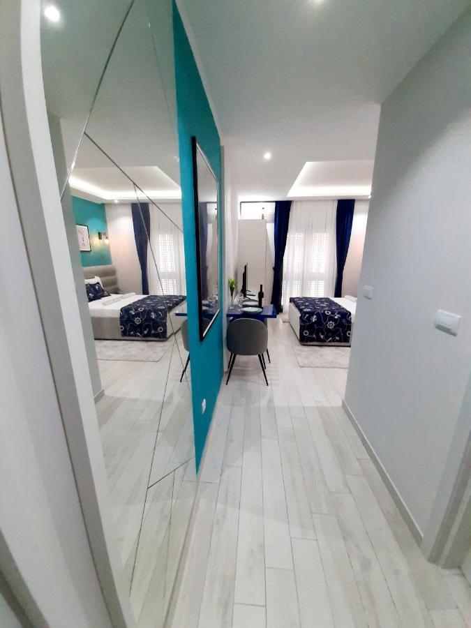 Fiore di Cattaro **** Lux Apartment with Parking Esterno foto