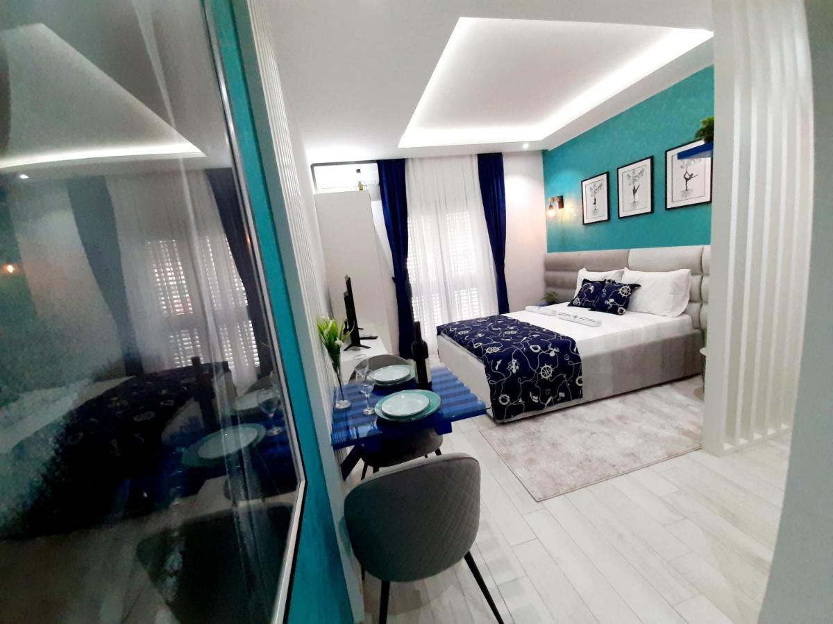 Fiore di Cattaro **** Lux Apartment with Parking Esterno foto