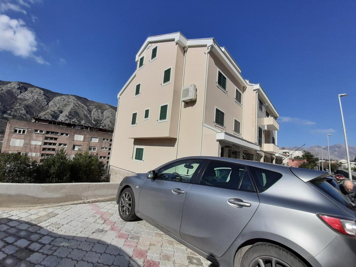 Fiore di Cattaro **** Lux Apartment with Parking Esterno foto
